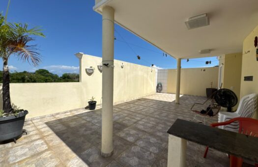 Cobertura Duplex à Venda no Condomínio Turim | 131m² | Terraço com Churrasqueira | Ponta Negra | Manaus